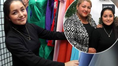 Rubí (foto) y sus padres visitaron ayer Monterrey para comprarse ropa para el festejo.