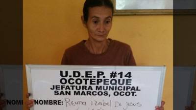 A Reina Isabel de Jesús León la detuvo la Policía ayer luego de que supuestamente cometiera el crimen.