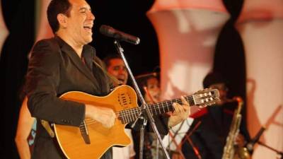 El cantautor Guillermo Anderson no estuvo presente en el homenaje.