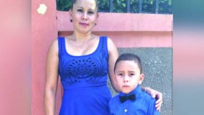 Gabriela Montes de 29 años y Melvin Vallecillo de seis añitos.