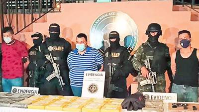 Helton Rosales, Durvin Estrada y Jesús Alvarado fueron arrestados durante un retén policiales en junio de 2021.