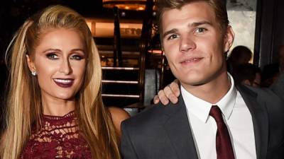 Paris Hilton y Chris Zylka se habían comprometido a finales del 2017.