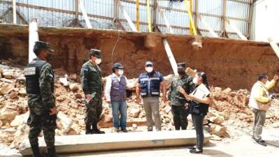 El muro perimetral se vino abajo, por lo que desde hace un tiempo urgían cambios en la infraestructura carcelaria.