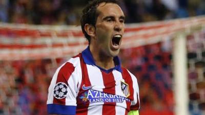 Diego Godín es el defensa que expresa seguridad como capitán.
