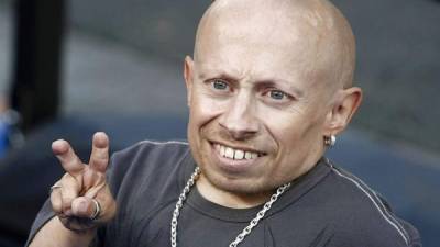 El actor Verne Troyer murió el 21 de abril de 2018.