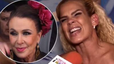 Laura Zapata y Niurka Marcos.