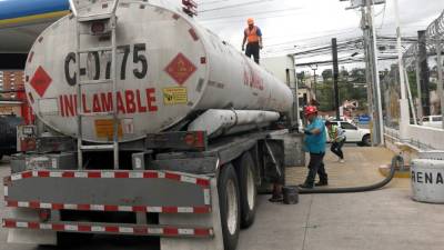Los hondureños pagaron 145.7 millones de dólares por la importación de diésel, un 5.5% más que en los primeros tres meses de 2018, cuando compraron 138.1 millones de dólares, detalla el reporte.