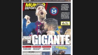 La feroz actuación de Lionel Messi ayer ante el Liverpool de Inglaterra por la Champions League desató la locura en los periódicos de todo el mundo, en especial los deportivos. Mundo Deportivo tituló 'Gigante' con la foto del astro celebrando uno de sus goles.