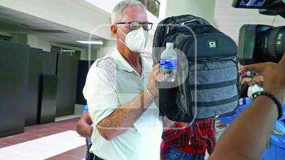 El extranjero fue detenido el lunes en roatán en su residencia en donde “vivía” una menor de 12 años.