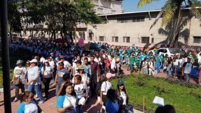 Este viernes se realizó una caminata en San Pedro Sula, exigiendo un alto a la violencia.