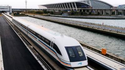 Tren 'maglev'. Referencial.