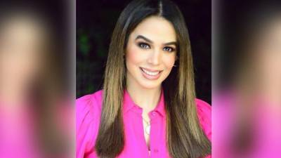 La actriz mexicana Biby Gaytán alborotó las redes sociales al mostrar su figura en bikini.