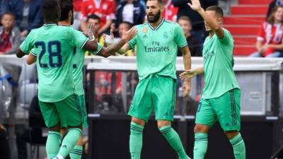 Karim Benzema anotó tres de los cinco goles del Real Madrid.