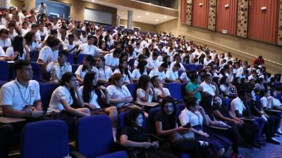 Los jóvenes en la capacitación.