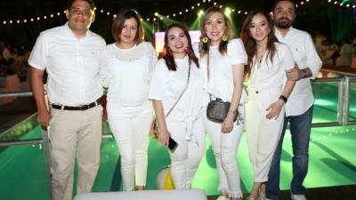 Ricardo y Marianela Moreno, Scarleth Sevilla, Alejandra Garay, María Fernanda López y Álvaro Durón.