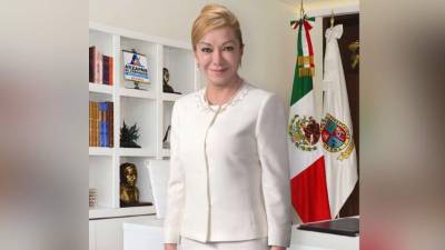 Ana Balderas es acusada de despilfarro y de promesas incumplidas.