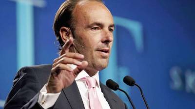 Kyle Bass, de Hayman Capital Management, cree que el yuan puede devaluarse hasta 40% en tres años.