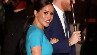 Meghan Markle narra un nuevo documental sobre la vida de los elefantes, que estrenará en Disney+.