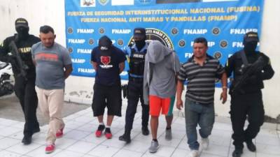 Fueron arrestados por la Fuerza Nacional Anti Maras y Pandillas en la capital.