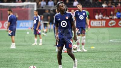 Alberth Elis previo al partido ante la Juventus.