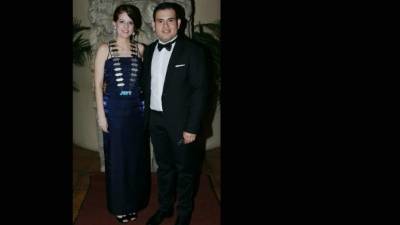 Jennifer Argüello y el nuevo presidente, Lester Herrera.