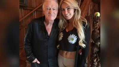 Hugh Hefner y Crystal Harris se casaron en 2012, la pareja tenía una diferencia de 60 años.// Foto Instagram Hugh Hefner.