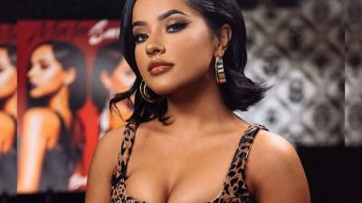 Becky G está estrenando su primer disco de estudio 'Mala Santa'.