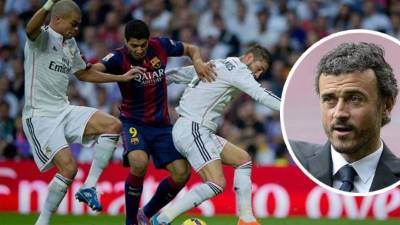 Luis Enrique defiende a Luis Suárez tras agresiones a jugadores del Atlético de Madrid.