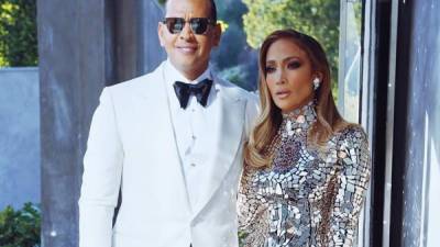 ARod y JLo se comprometieron el pasado marzo, después de dos años de noviazgo.