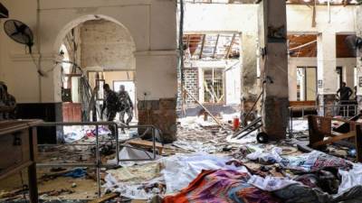 Uno de los hoteles tras la explosión registrada este domingo. Foto AFP