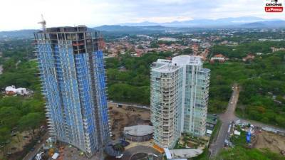 Panorama II consta de 32 niveles y estará listo en agosto. Fotos: Yoseph Amaya