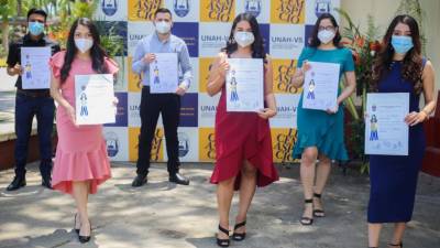 Imagen de archivo de una de las recientes graduaciones realizada por la Unah-vs en la era pandemia.