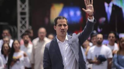 Guaidó prepara una movilización masiva para el próximo primero de mayo en Caracas con destino al Palacio de Miraflores para exigir la renuncia de Maduro.