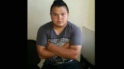 El joven Arnold Leonel Hernández exige un comunicado de las autoridades para lavar su imagen.