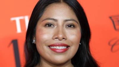 La actriz indígena mexicana Yalitza Aparicio obtuvo reconocimiento mundial por su defensa de la igualdad de género, los derechos de las pueblos indígenas y las trabajadoras domésticas.