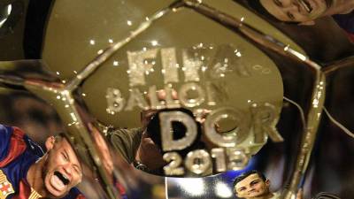 La FIFA ha hecho el anuncio donde incluye a otros jugadores.