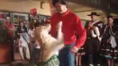 Este hombre y su perro están causando sensación en las redes.