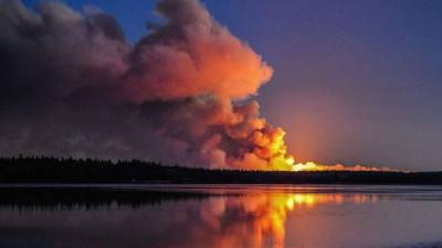 Se espera que los incendios aumenten debido al clima cálido y seco en la provincia.Foto vía nanaimonewsnow// Andy Witteman.