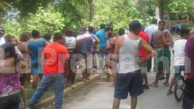 Los vecinos de la colonia Carmen Elena no podían creer lo ocurrido.