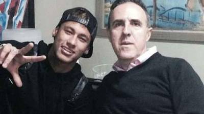 El manager de Neymar ha tenido una trayectoria de éxitos con Robinho, Raúl Gonzales, entre otros.