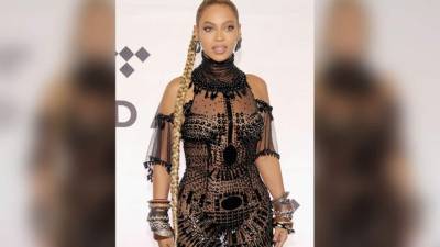 La esposa de JayZ también recibió elogios por parte de la cantante británica. Hace unos meses Adele comentó lo bien que sonaba en su disco “Lemonade”.