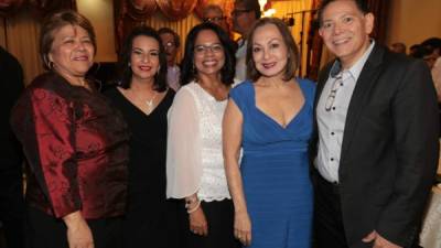 Diana Cáceres, Claudia Amaya, Patricia Zúniga, María Eugenia Ulloa y Allan Sabillón.