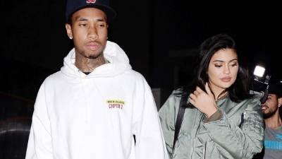 Tyga y Kylie Jenner estuvieron juntos por tres años.// Foto bang showbiz.