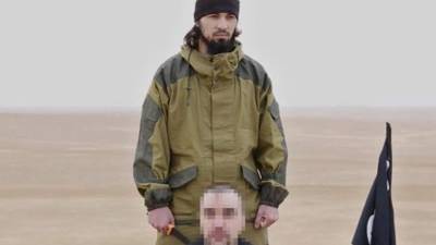 El supuesto espía ruso fue degollado por un verdugo del Estado Islámico.