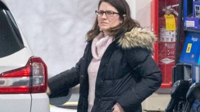 Anne Sacoolas, fue inculpada a finales de diciembre de conducir peligrosamente y provocar una muerte. Foto/Redes