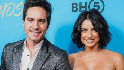 Aislinn Derbez y Mauricio Ochmann.