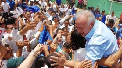 El presidente del Congreso Nacional, Mauricio Oliva, fue recibido con entusiasmo en Choluteca.