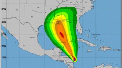 'La tormenta tropical Nate se dirige al norte hacia nuestro estado y Florida debe estar preparada', subrayó el gobernador.//Imagen vía NOAA NWS Centro Nacional de Huracanes.