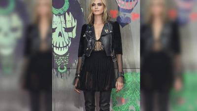 Con apenas 23 años, esta británica no se conforma con haber roto esquemas en el modelaje y haber iniciado en la actuación, pues también quiere conquistar con la música.