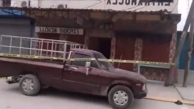 La escena del crimen fue acordonada por la Policía.